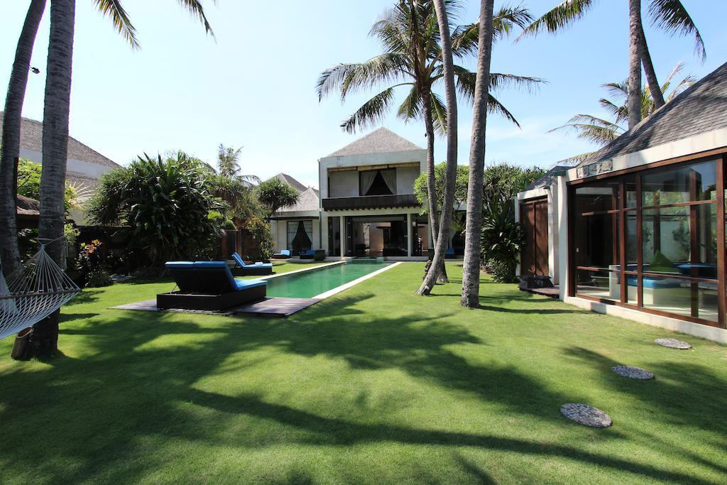 Villa Samudra Luxury Beachfront Ketewel Exteriör bild